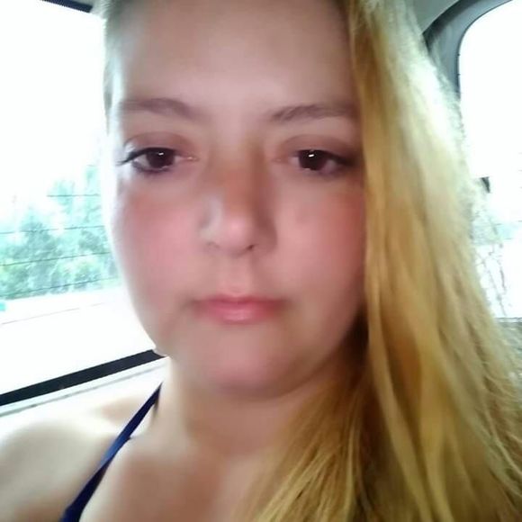 Meet your Posher, Amber - Picture 1 of 1